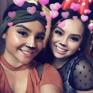 Meet your Posher, Mayra